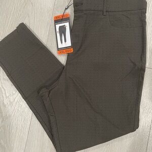 Mario Serrani women’s Charcoal Textured Dress Pants